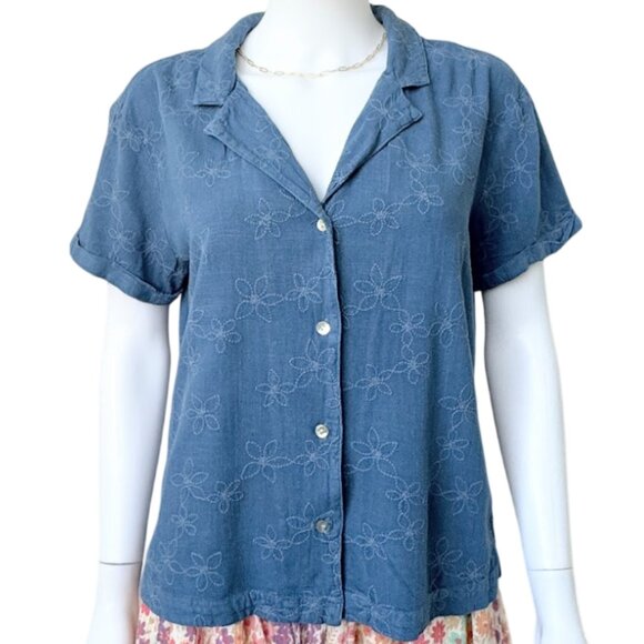 cloth & stone Tops - Cloth & Stone Embroidered Chambray Button Front Camp Shirt Rayon Linen Size M